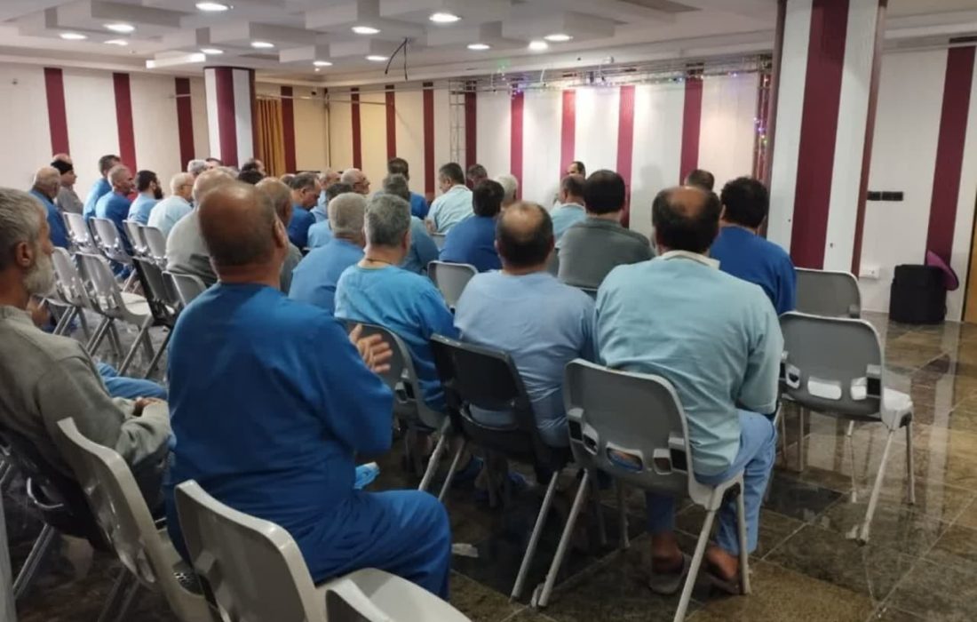 برگزاری مراسم جشن عید مبعث در بیمارستان تخصصی فجر تبریز