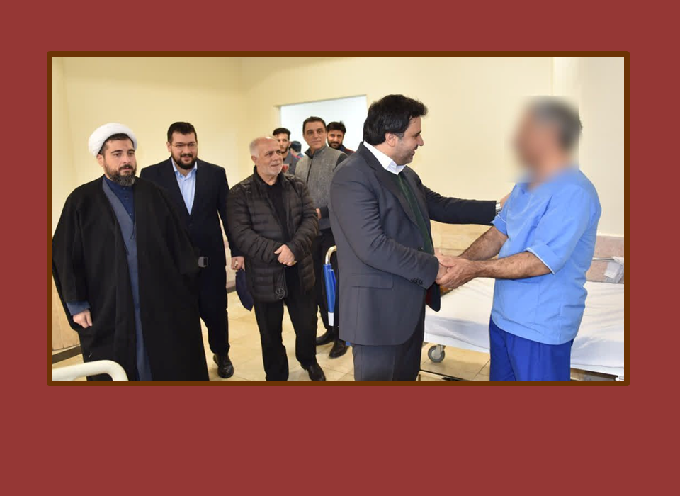 دیدار مدیر عامل شرکت پتروشیمی تبریز با جانبازان هشت سال دفاع مقدس در بیمارستان تخصصی فجر تبریز به مناسبت فرا رسیدن ایام الله دهه فجر