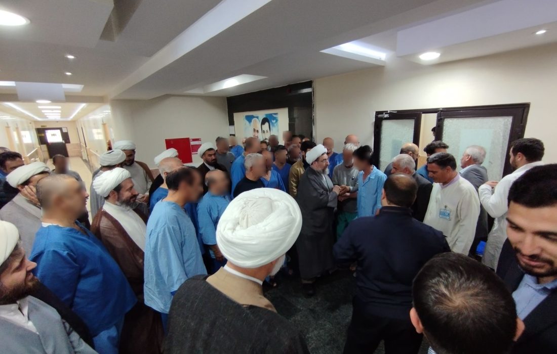 دیدار صمیمی حجت الاسلام والمسلمین احمد مطهری، امام جمعه تبریز، علی اکبر سلمانی، مدیر کل بنیاد شهید و امور ایثارگران آذربایجان شرقی، عبدالرزاق میراب، مشاور استاندار و هیات همراه با جانبازان بستری در بیمارستان تخصصی فجر تبریز در آغاز هفته دفاع مقدس