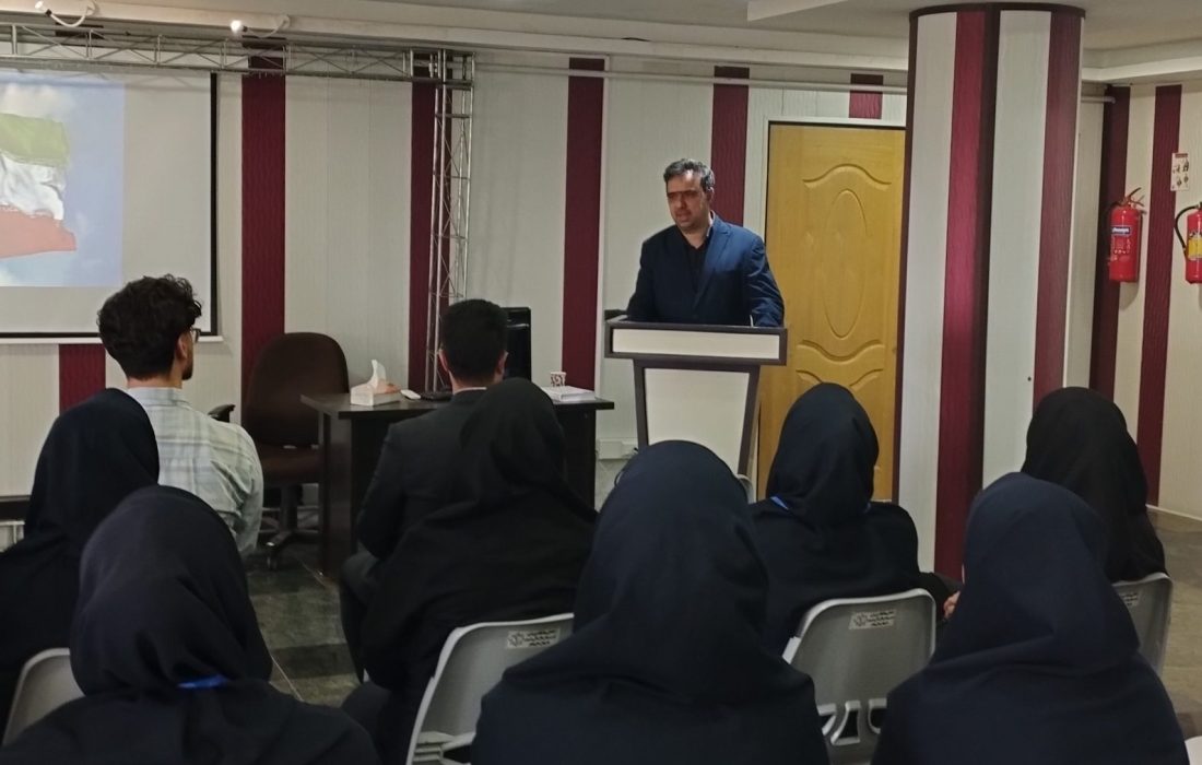 برگزاری مراسم روز کارمند در بیمارستان تخصصی فجر تبریز