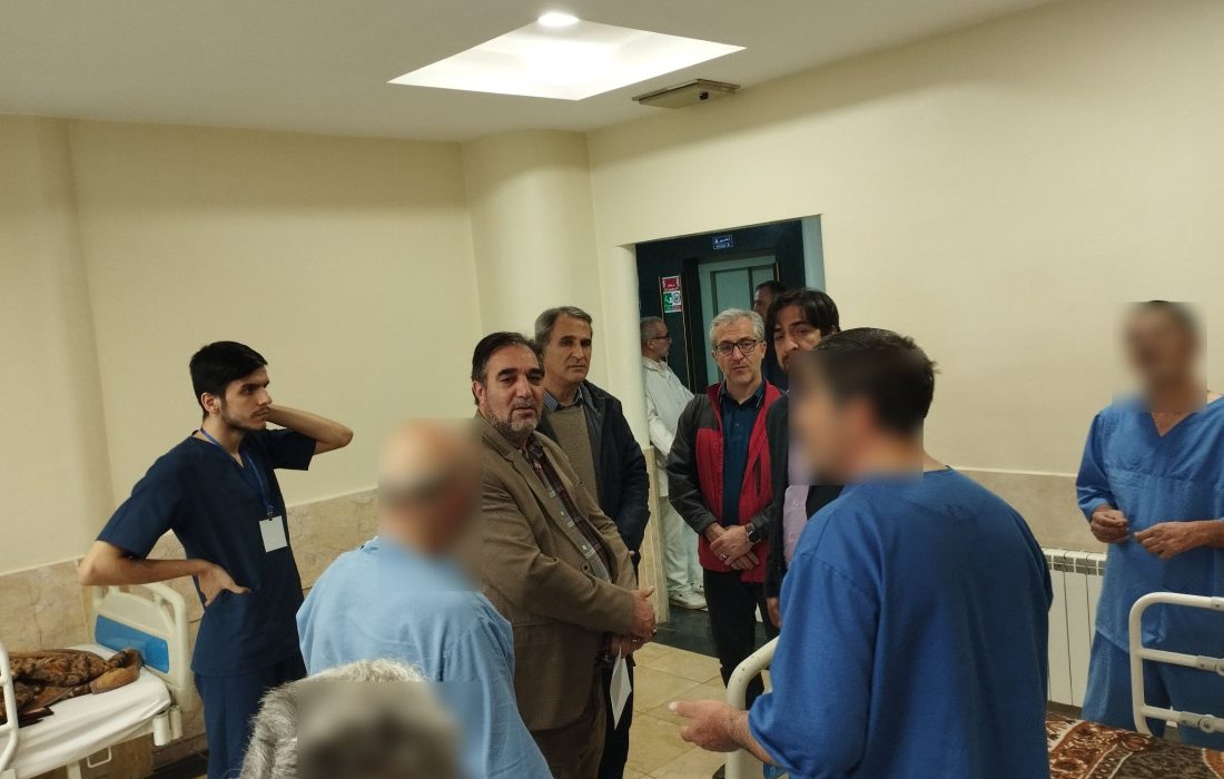 بازدید دکتر مهدی زارع ،مدیر منطقه ۸ عملیات گاز ایران از جانبازان اعصاب و روان بیمارستان تخصصی فجر تبریز به مناسبت هفته بسیج – ۴ آذر ۱۴۰۴