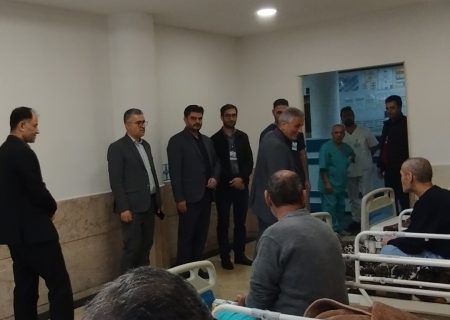 |گزارش تصویری| دیدار علی اکبر سلمانی، مدیرکل بنیاد شهید و امور ایثارگران استان آذربایجان شرقی از جانبازان بستری در بیمارستان فجر تبریز- ۲ اردیبهشت ۱۴۰۵